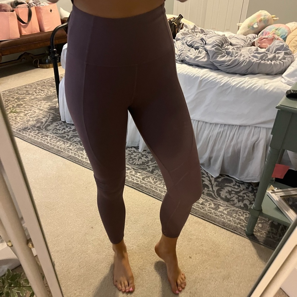 Athlete leggings